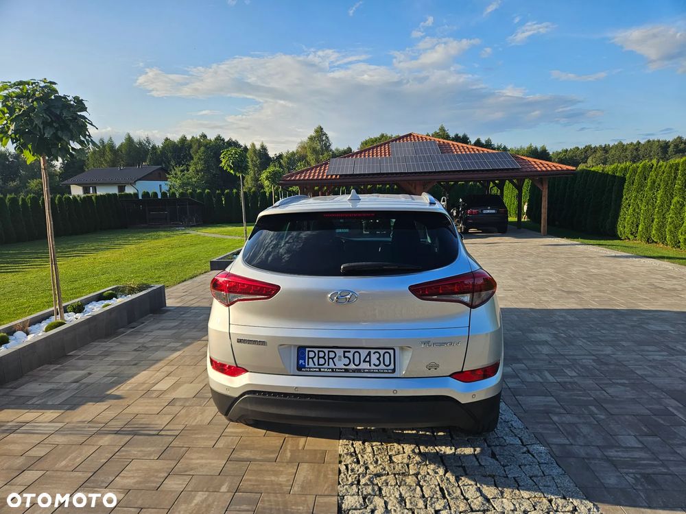 Hyundai Tucson 1.6 GDI BlueDrive Comfort 2WD - 19