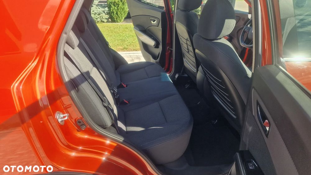 SsangYong/KGM Tivoli - 12