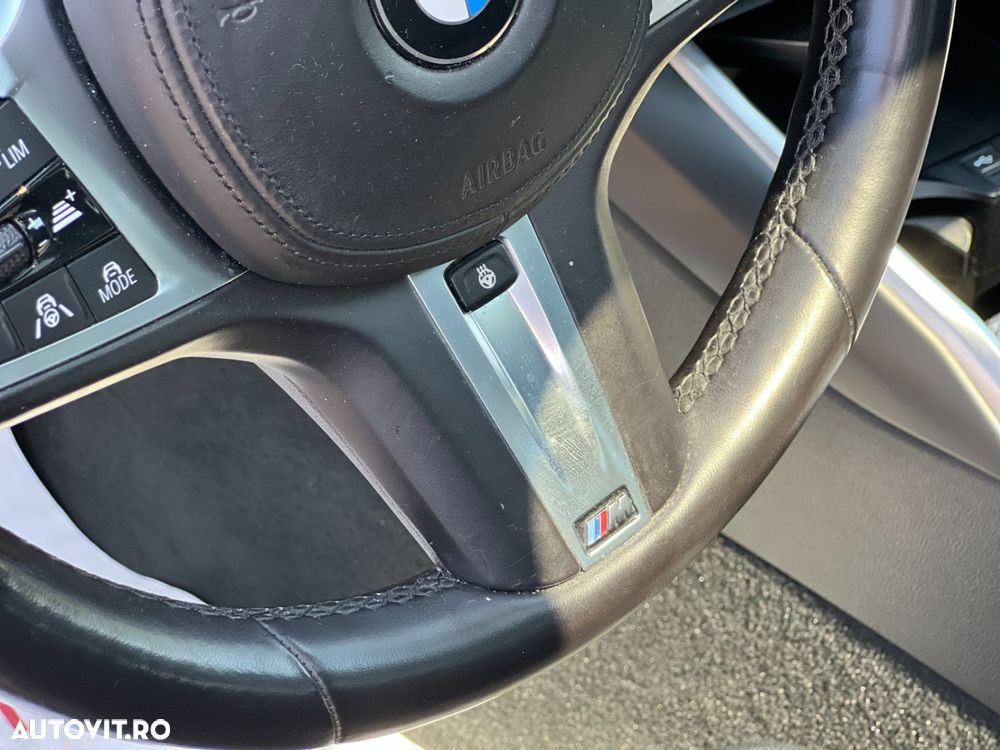BMW Seria 3 320i xDrive AT - 16
