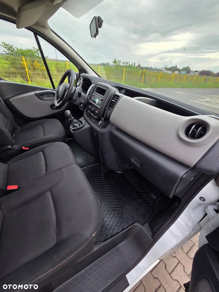 Renault Trafic - 24