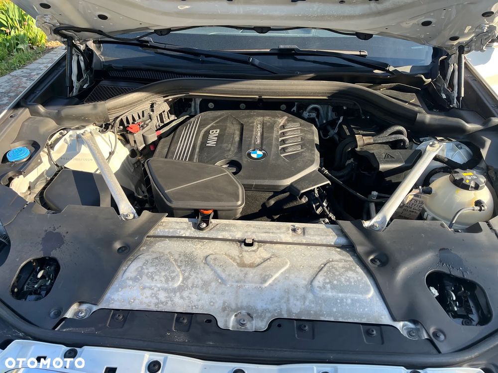BMW X3 xDrive20d Luxury Line - 27