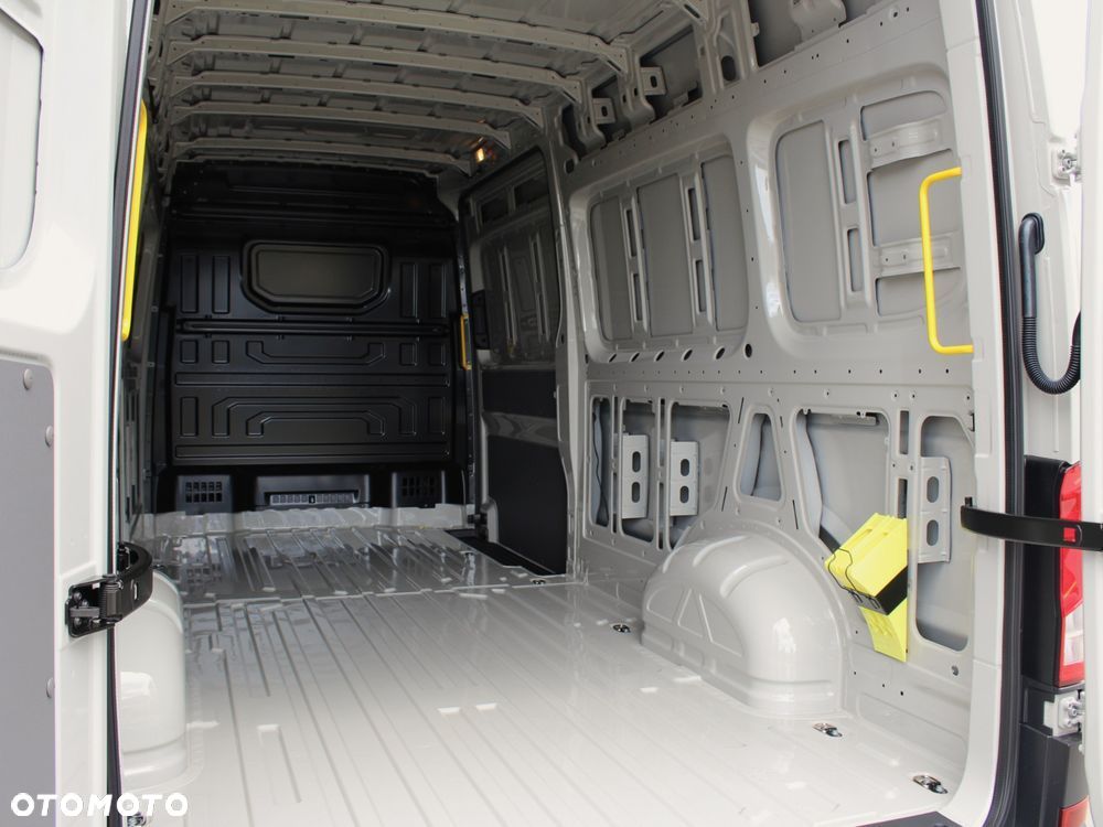 Volkswagen Crafter - 5