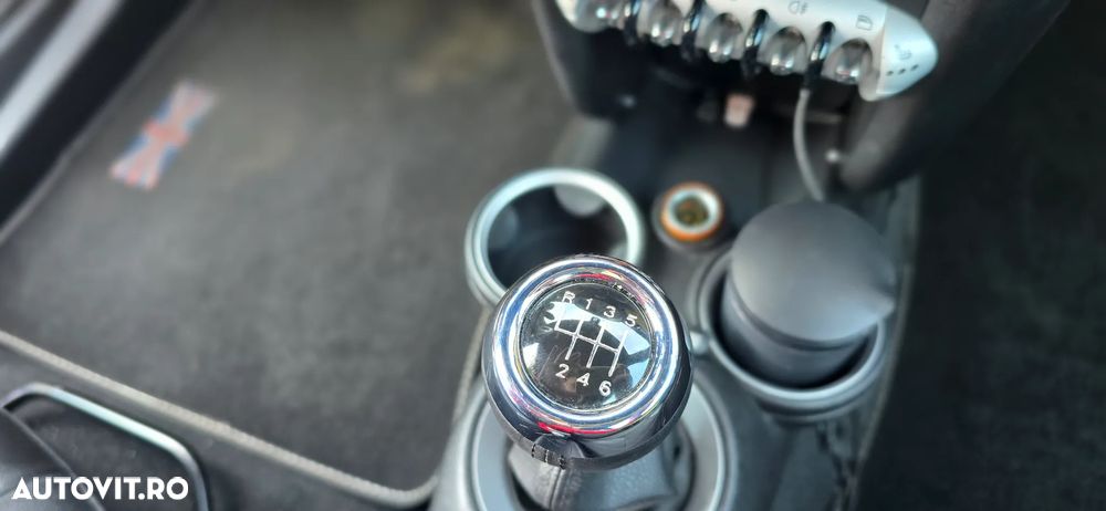 Mini Cooper Standard - 22
