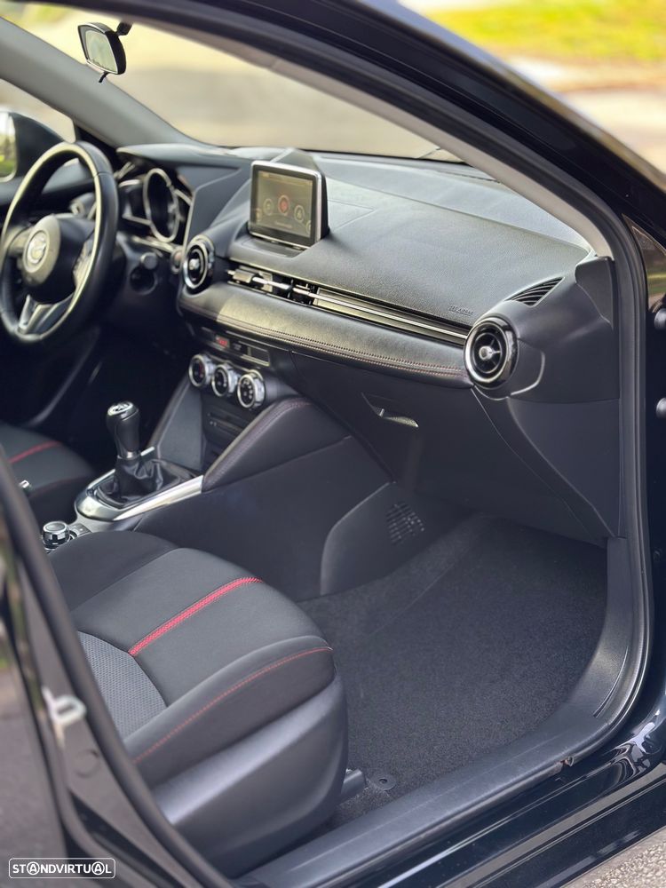 Mazda 2 1.5 Sky.Excellence Pack HS Navi - 37