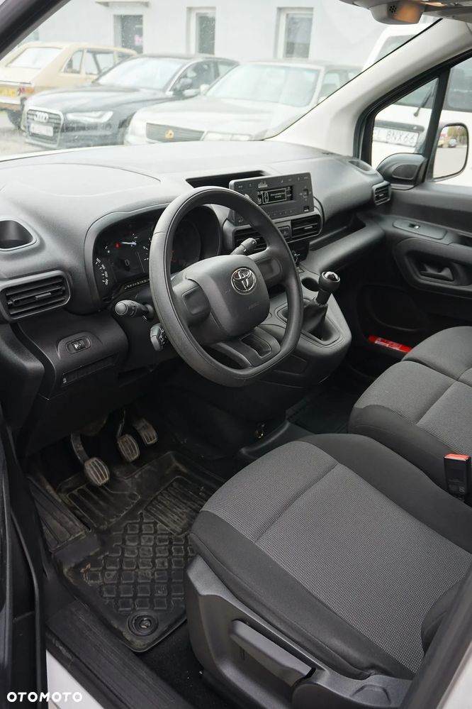 Toyota ProAce Kombi D-4D Medium 2,6t - 9