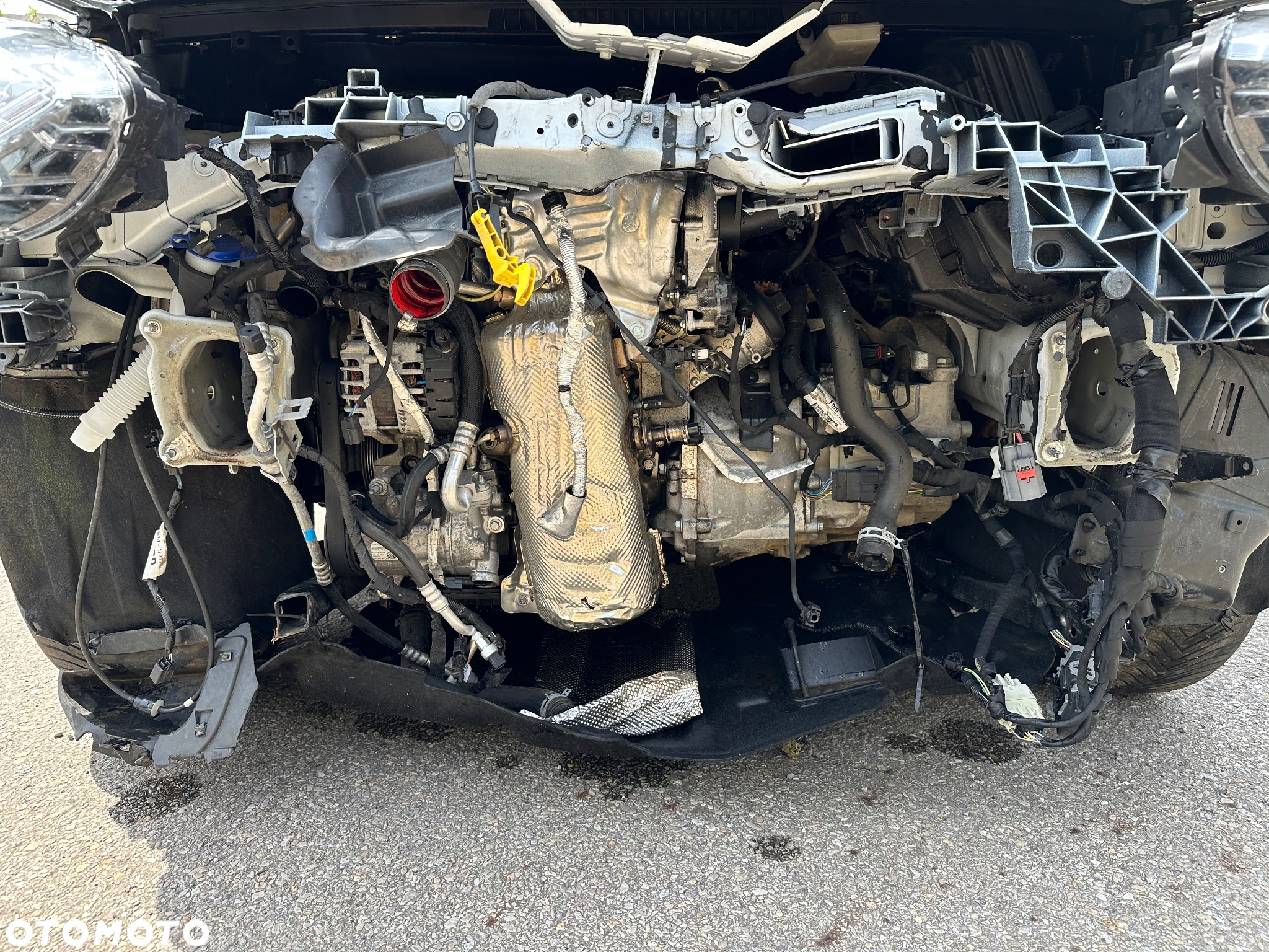 Ford Tourneo Connect Grand - 32