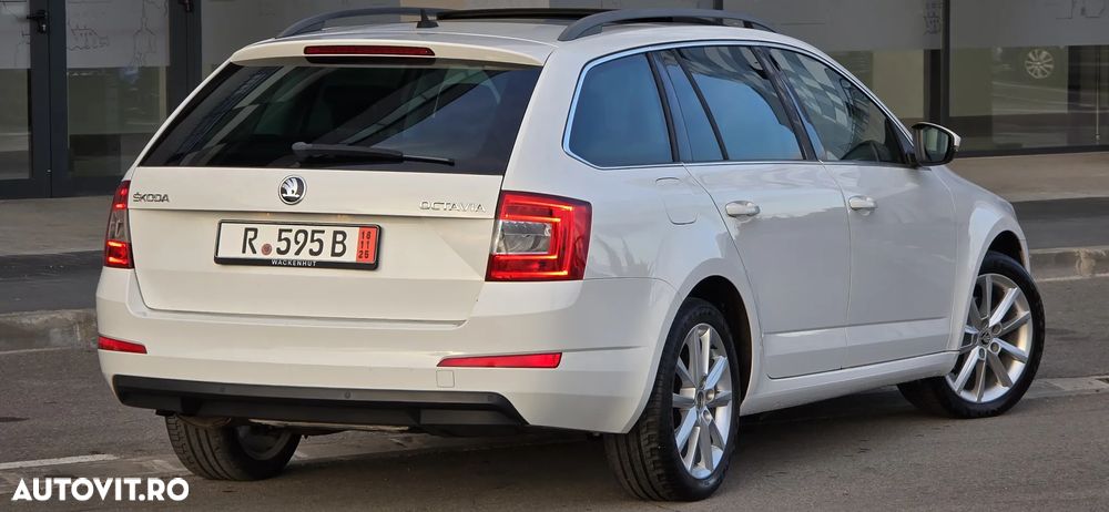 Skoda Octavia 2.0 TDI Green tec DSG Elegance - 3