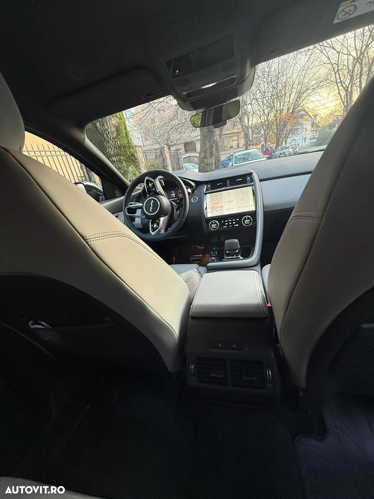 Jaguar E-Pace P250 AWD R-Dynamic Black - 10