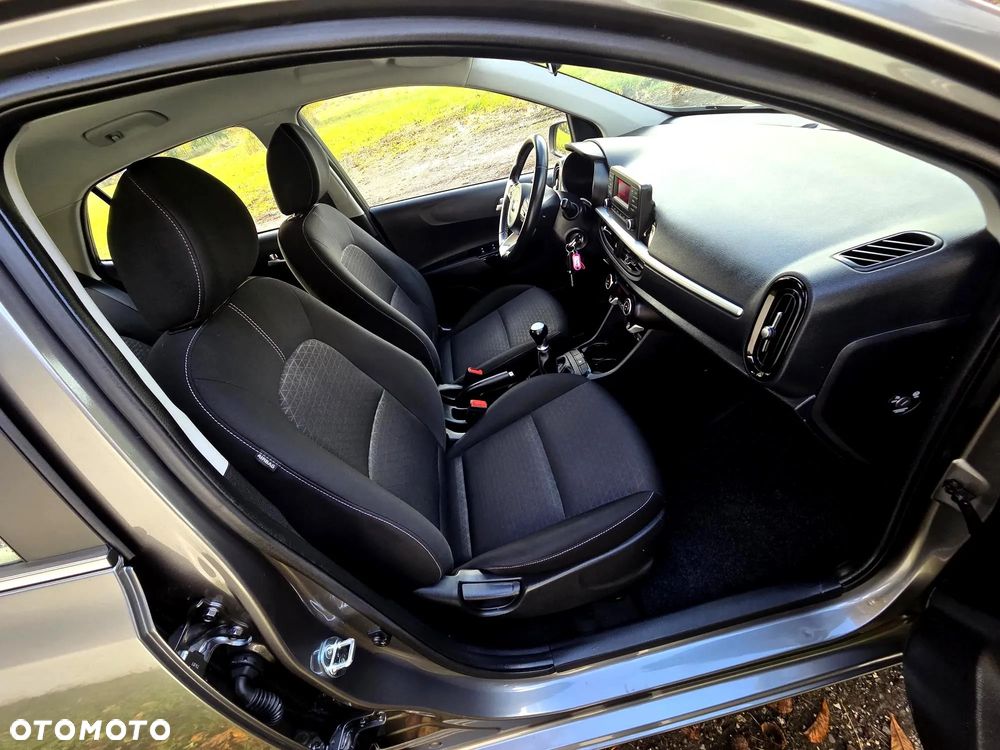 Kia Picanto 1.0 L - 25