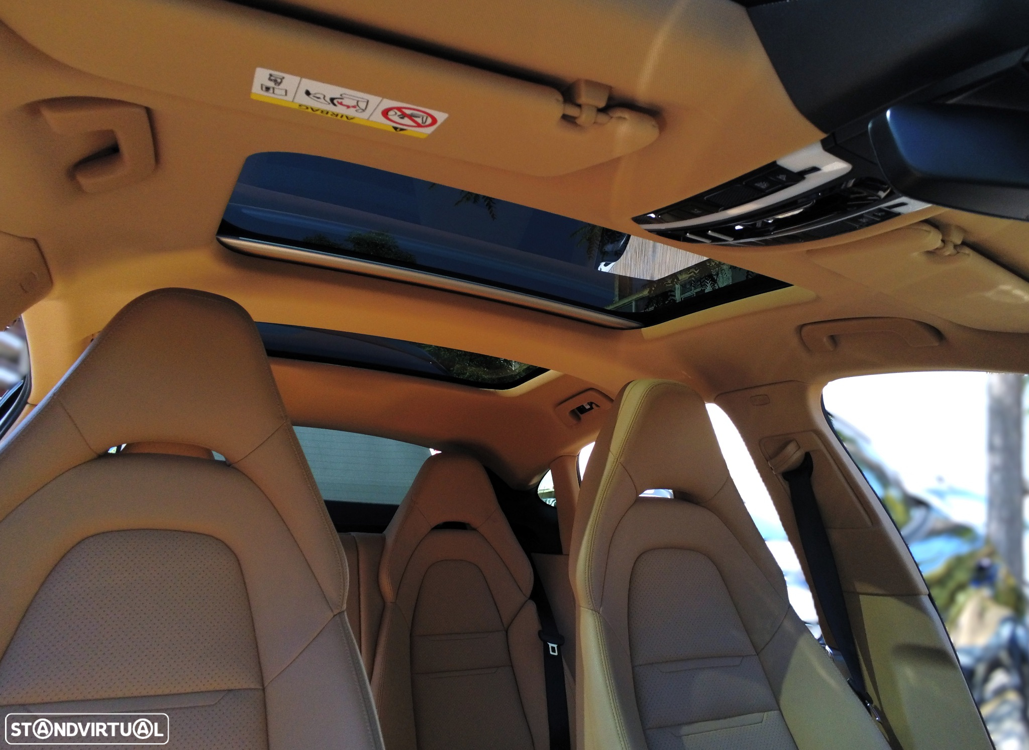 Porsche Panamera 4 E-Hybrid - 10