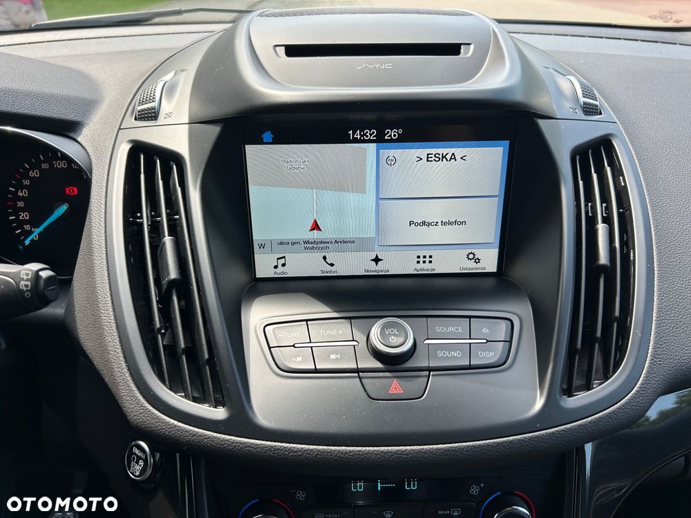 Ford Kuga 1.5 EcoBoost 2x4 Titanium - 28
