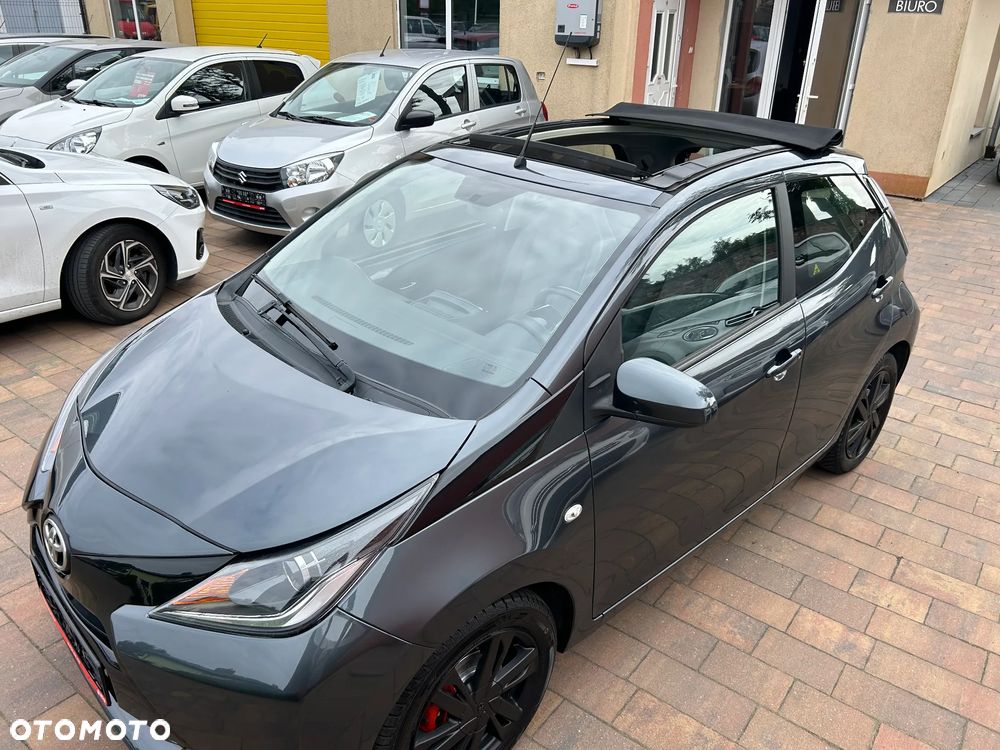 Toyota Aygo x-play Edition S+ - 11