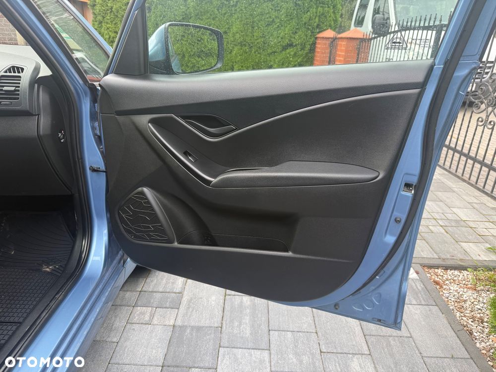 Hyundai ix20 1.6 CRDi blue Comfort - 29