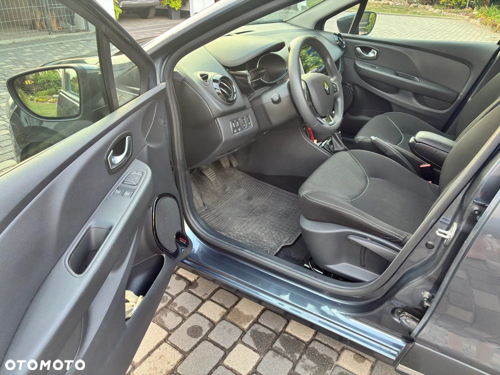 Renault Clio - 7