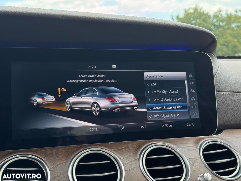 Mercedes-Benz E - 19