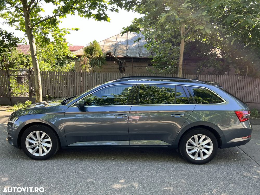 Skoda Superb 2.0 TDI DSG Ambition - 13