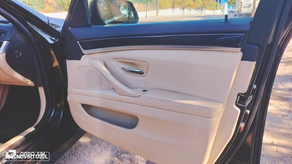BMW 520 d Exclusive Auto 129g - 14