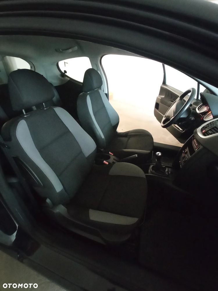 Peugeot 207 95 VTi Urban Move - 12