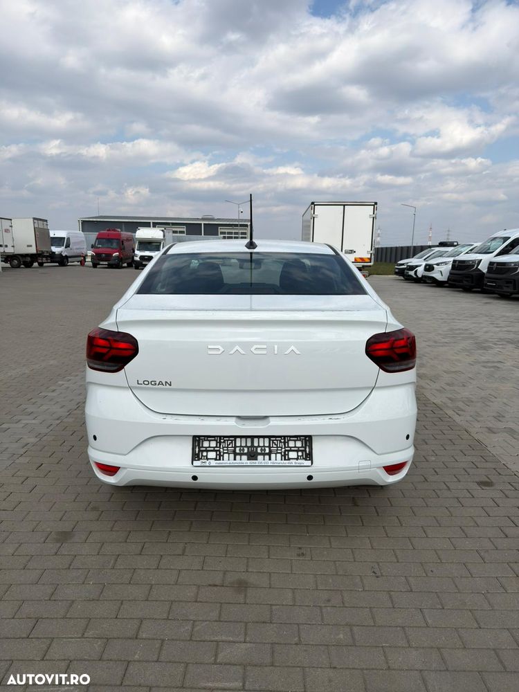 Dacia Logan TCe 90 MT6 Expression - 10