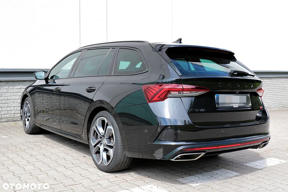 Skoda Octavia 2.0 TSI DSG RS Plus - 15