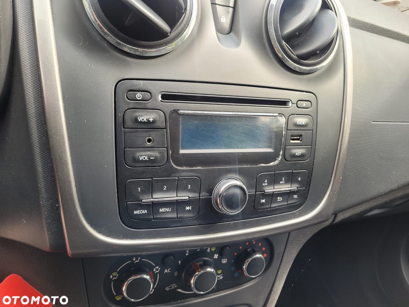 Dacia Logan MCV dCi 90 (S&S) Comfort - 26