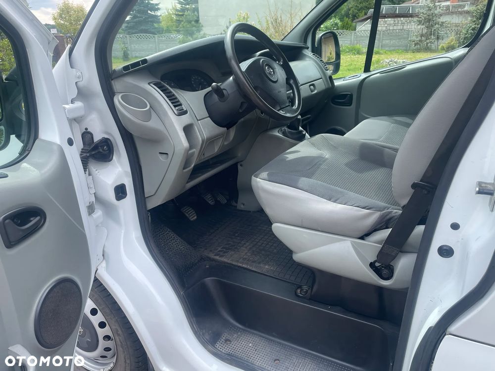 Opel Vivaro - 7