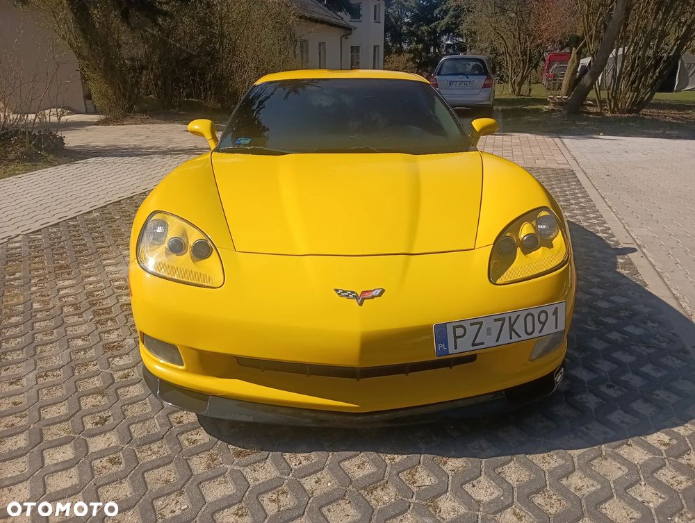 Chevrolet Corvette - 3