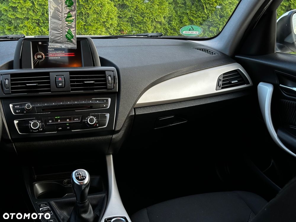 BMW Seria 1 118i - 13