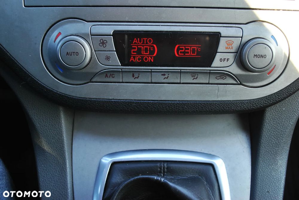 Ford Kuga 2.0 TDCi Titanium - 22