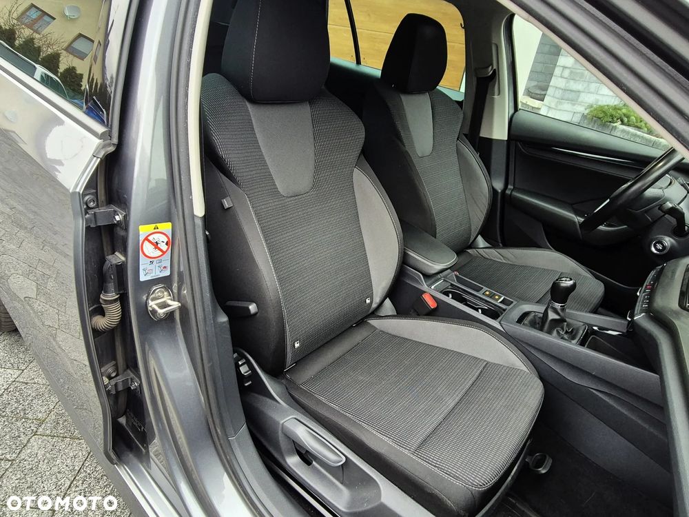 Skoda Octavia 2.0 TDI Ambition - 9