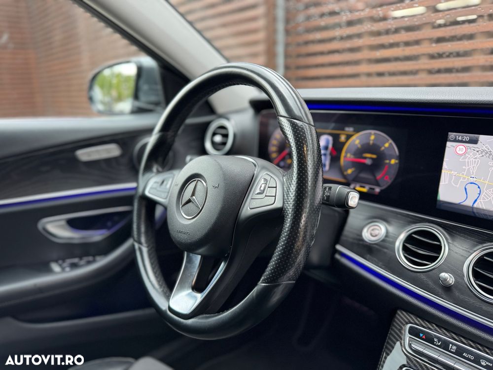 Mercedes-Benz E 220 d 4Matic 9G-TRONIC Avantgarde - 14