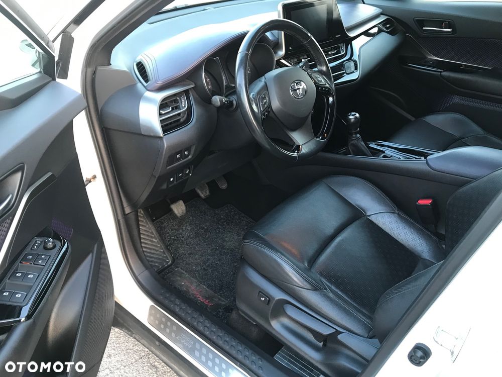 Toyota C-HR - 10