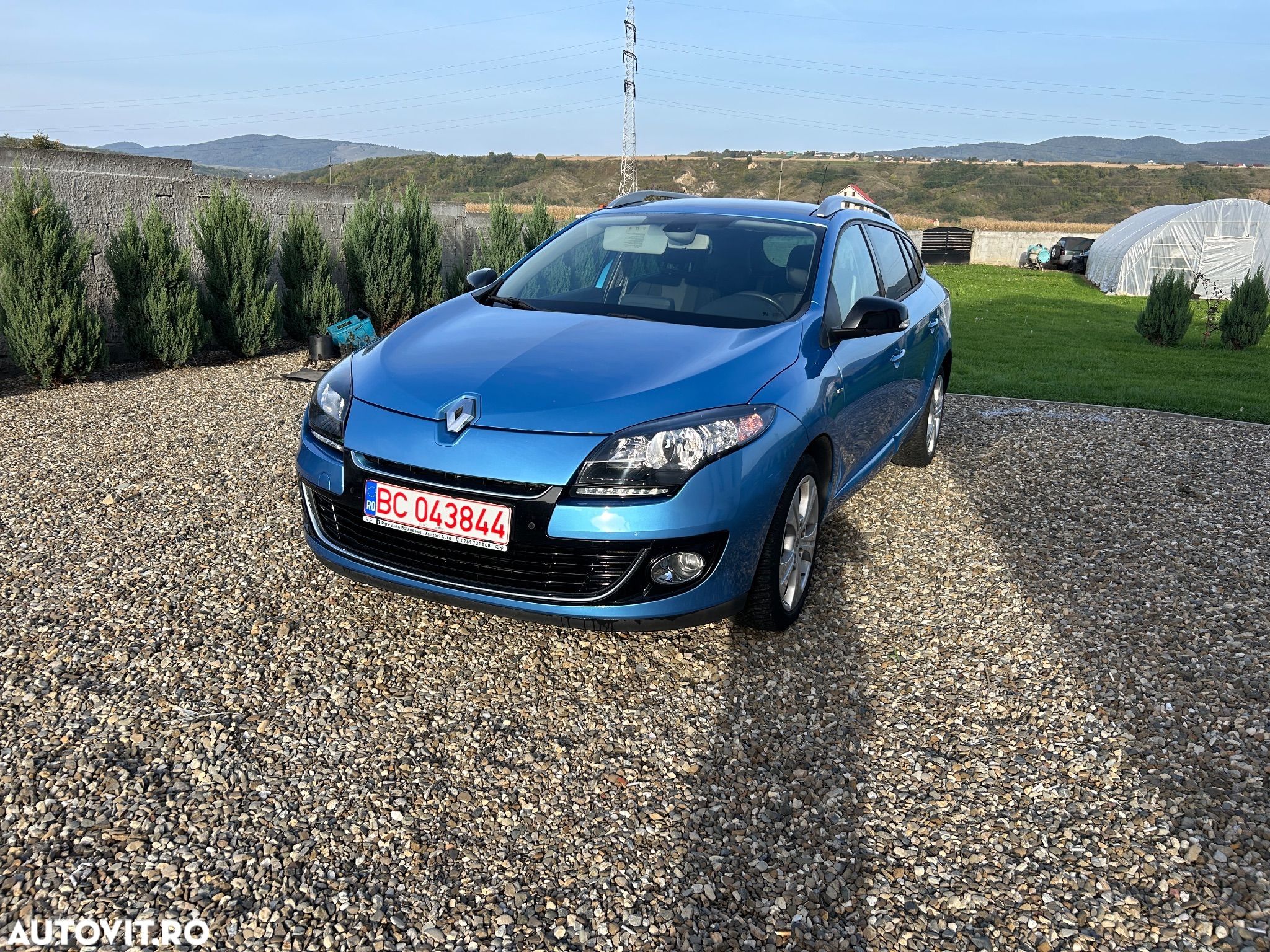 Renault Megane Grandtour ENERGY TCe 115 Start & Stop Bose Edition - 1