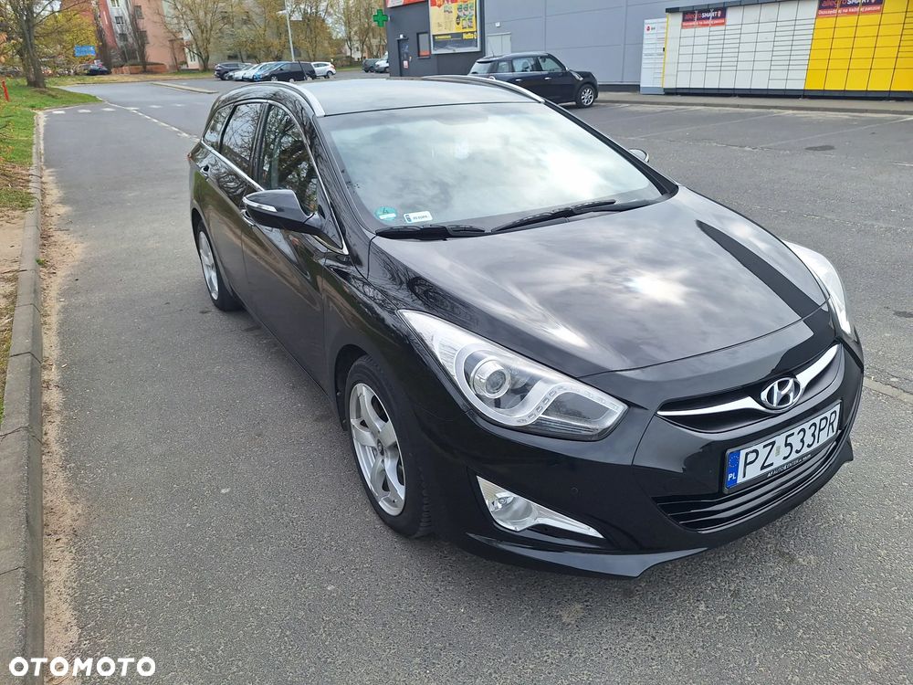Hyundai i40 i40cw 1.7 CRDi Fifa World Cup Edition - 3