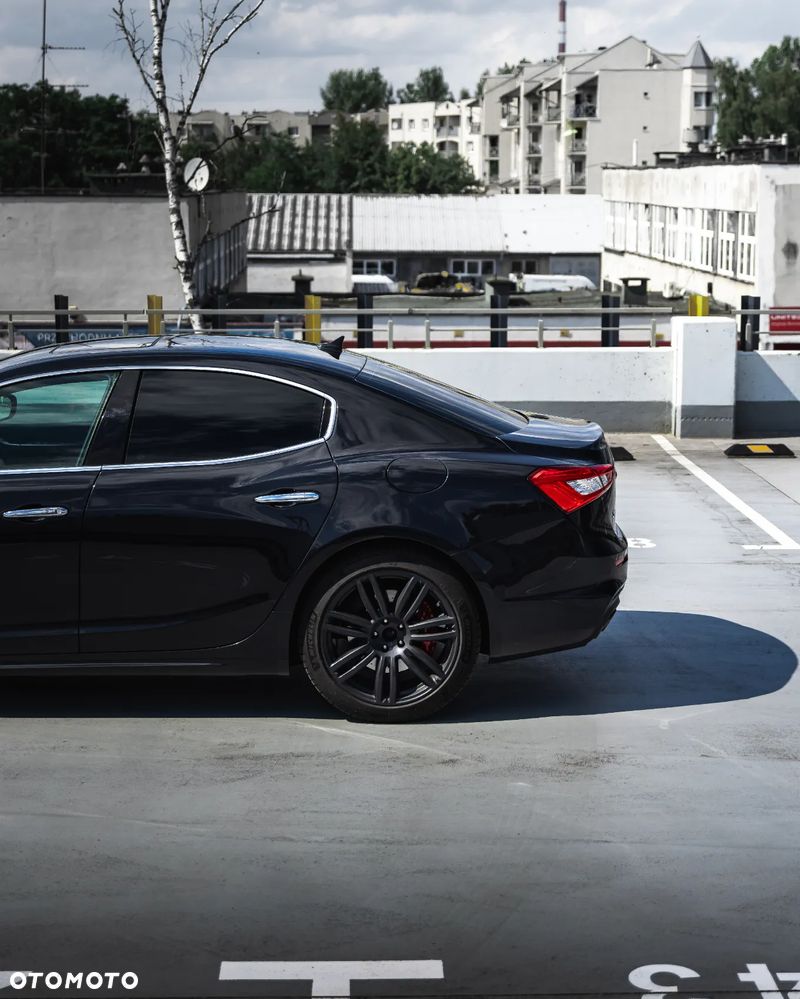 Maserati Ghibli S GranSport - 6