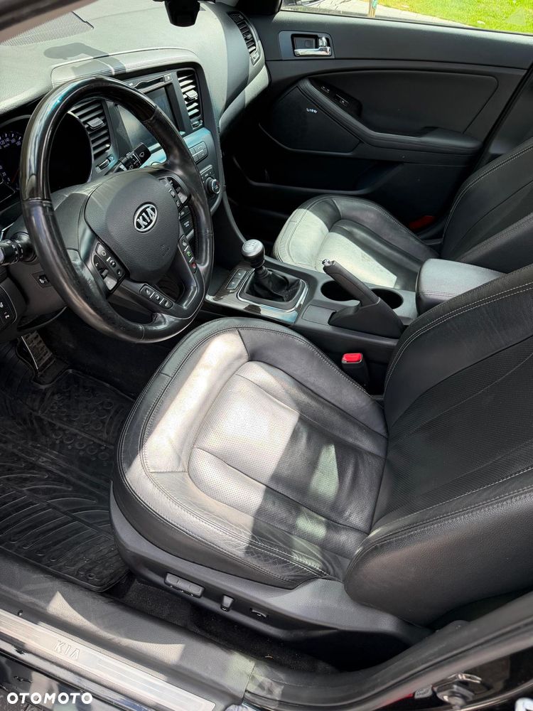 Kia Optima 1.7 CRDI EcoDynamics Edition 7 - 12