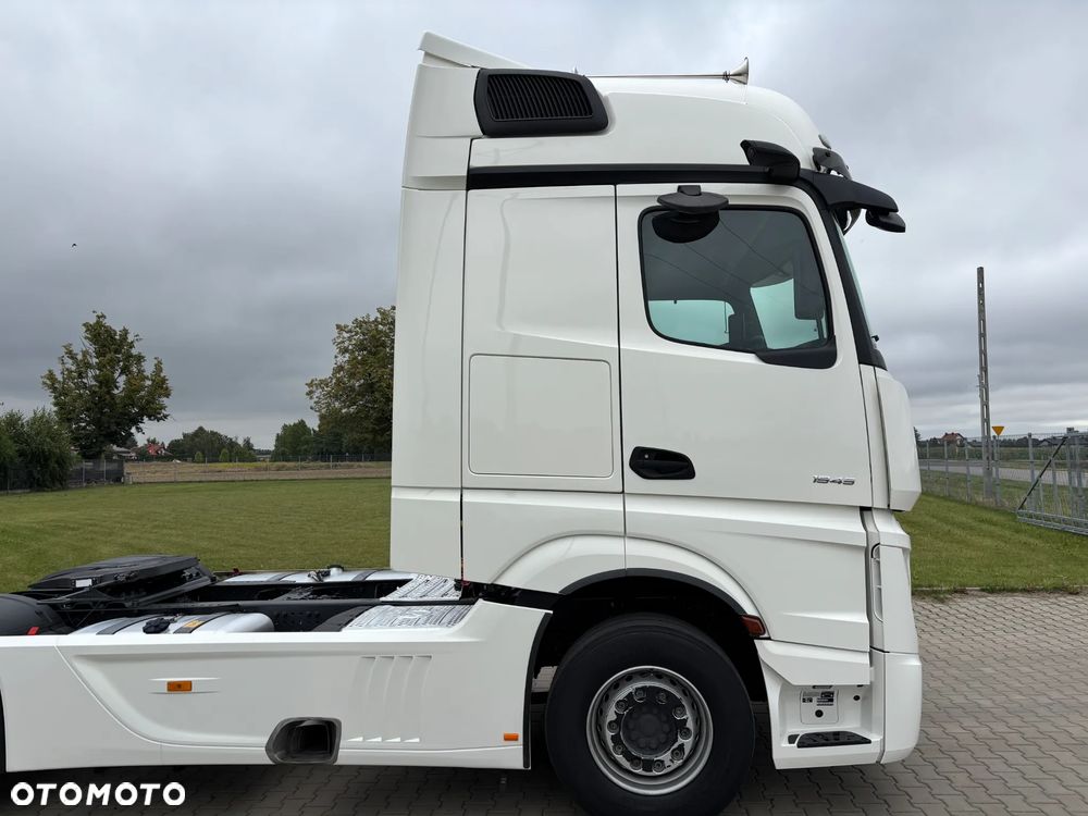 Mercedes-Benz Actros 1845 MP5 kabina BIG SPACE bez retardera, spojlery boczne , bezwypadkowy (1945, 1848 1851) - 7