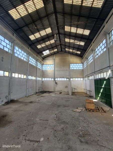 Armazem olival - liçenca industria - Grande imagem: 2/8