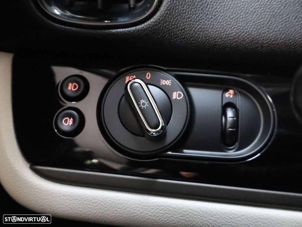 MINI Countryman Cooper SE ALL4 Auto - 21