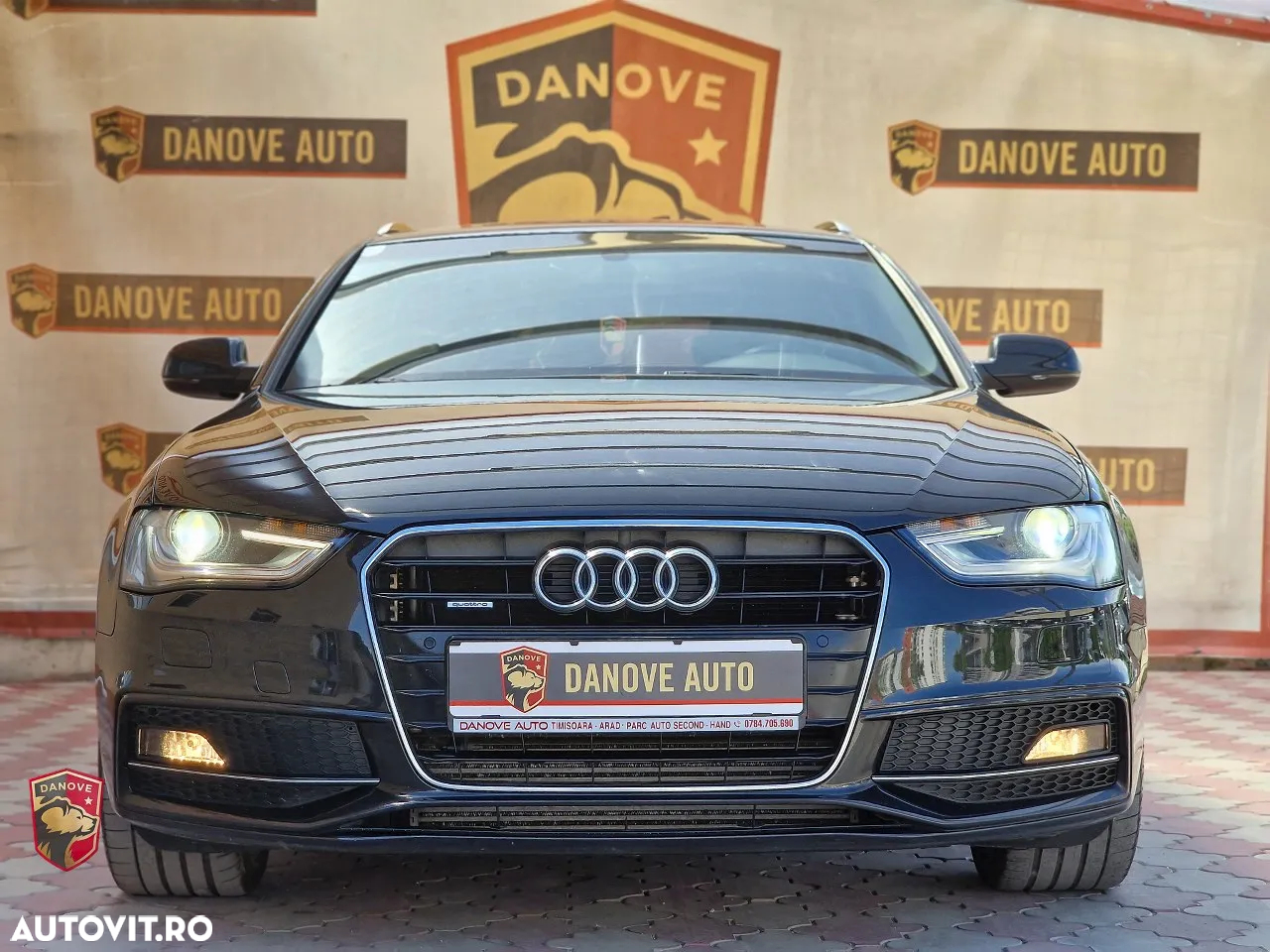 Audi A4 Avant 2.0 TDI DPF quattro S line Sportpaket - 2
