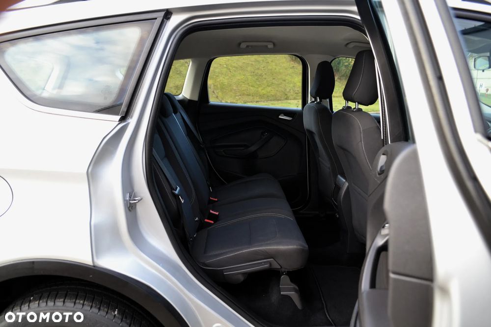 Ford Kuga 2.0 TDCi 4x4 Trend - 12