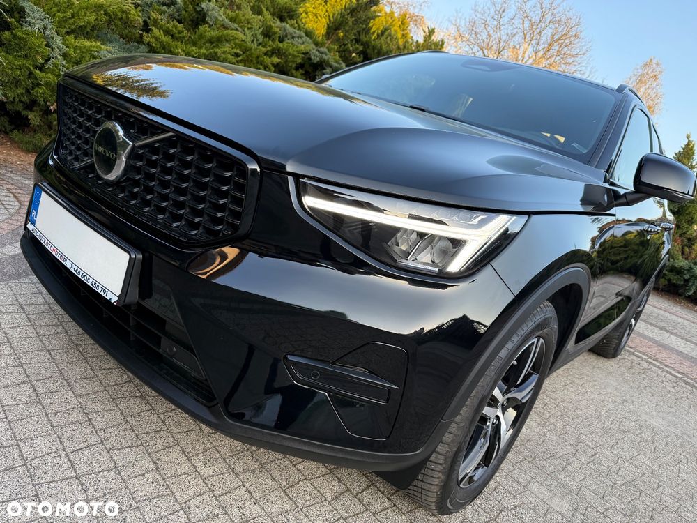 Volvo XC 40 B4 B DKG Plus Black Edition - 17