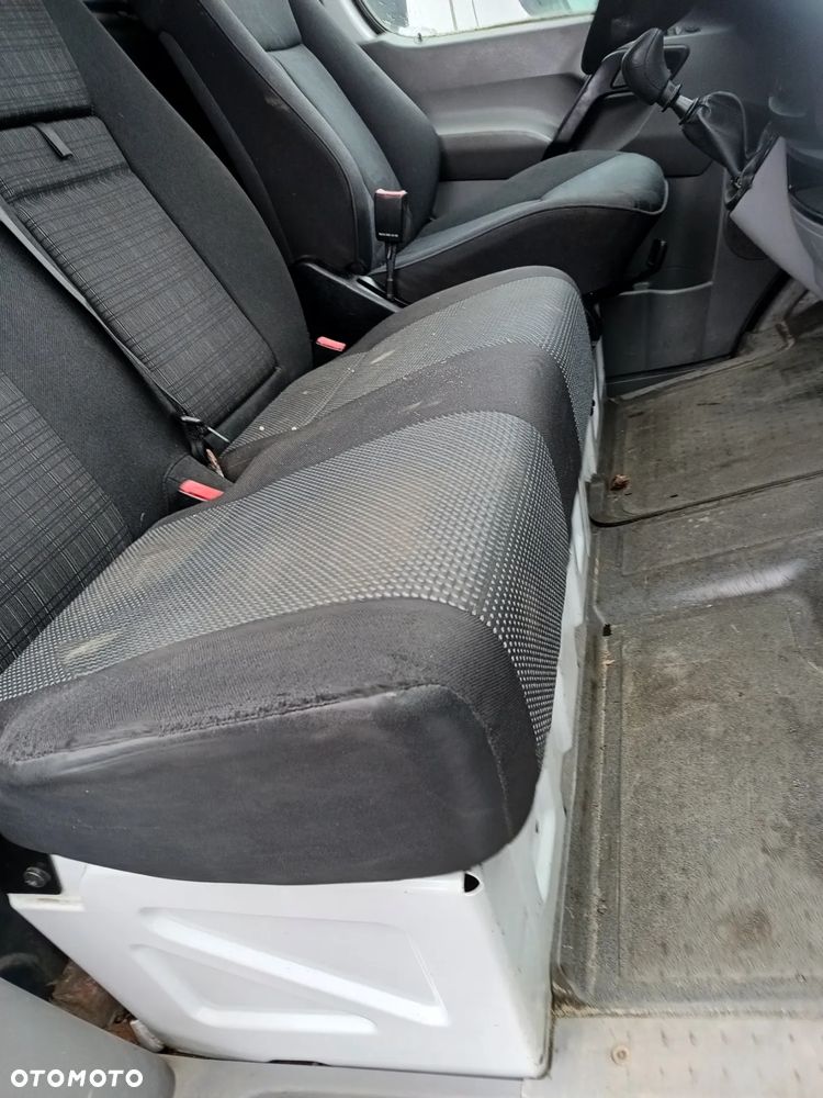 Fotel kierowcy pompowany zwykły podwójny sprinter 906 crafter Mercedes - 4
