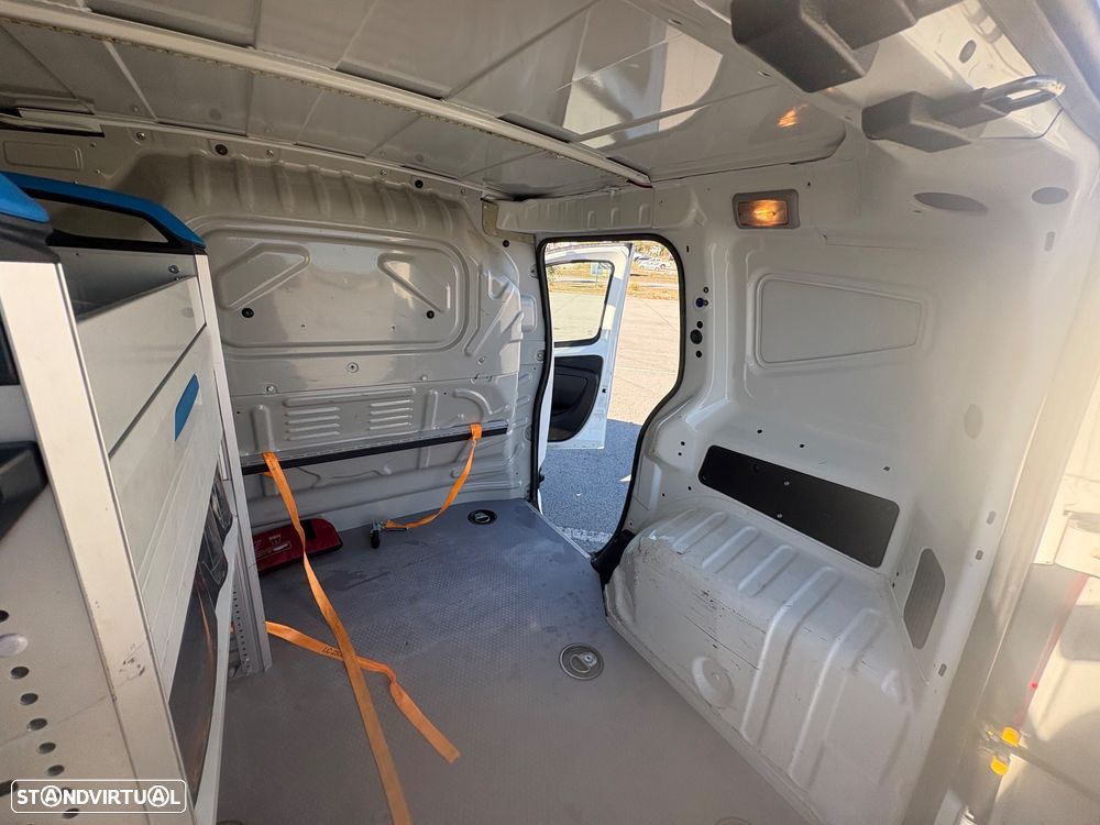 Fiat Fiorino 1.3 M-Jet SX - 19