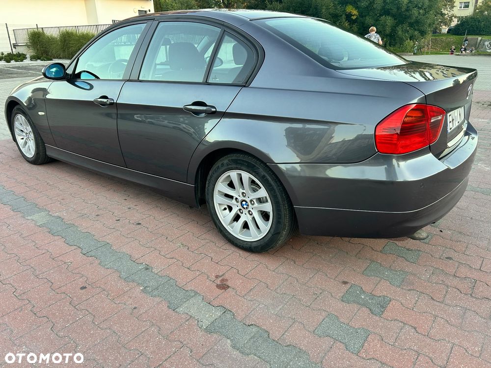 BMW Seria 3 320d - 15