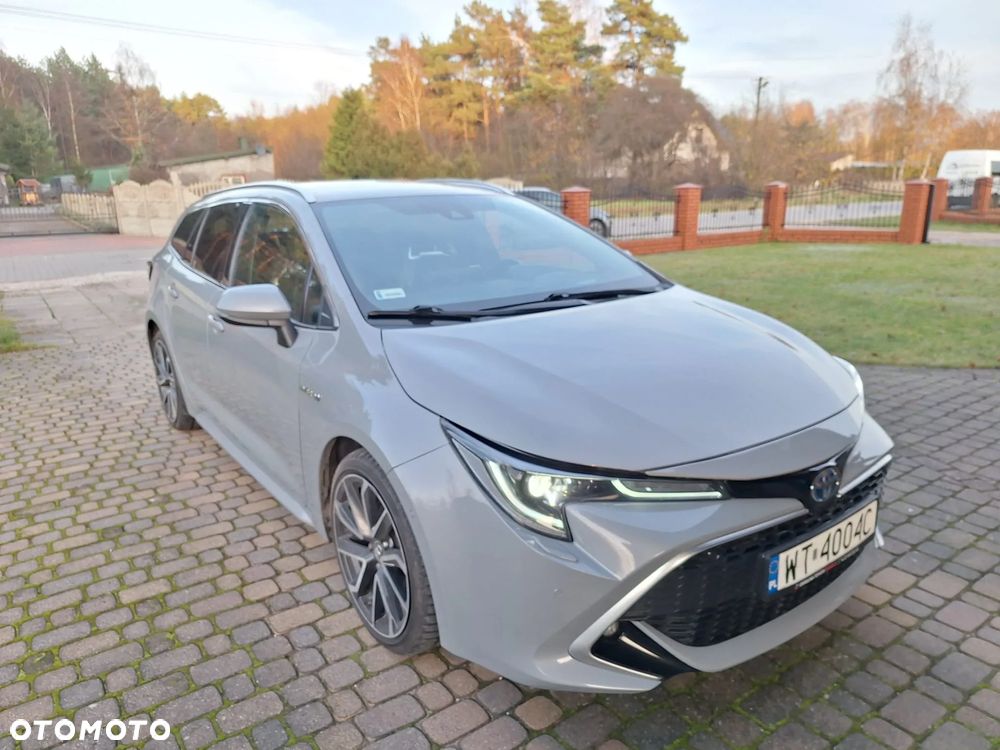 Toyota Corolla 2.0 Hybrid Executive - 6