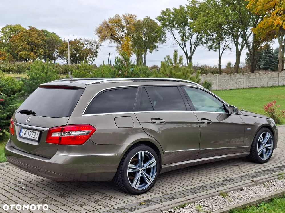 Mercedes-Benz Klasa E 250 T CDI DPF BlueEFFICIENCY Automatik Avantgarde - 7