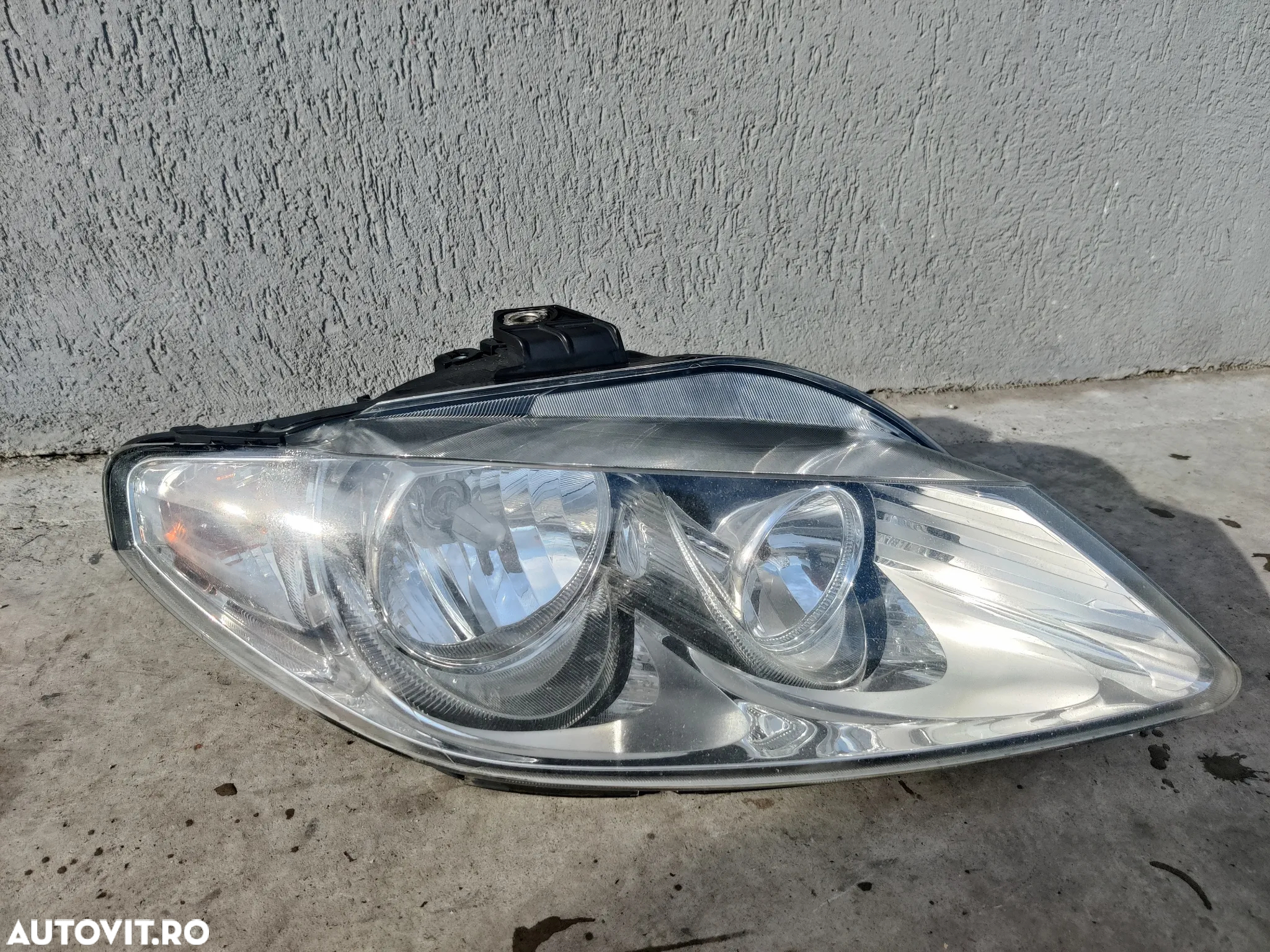 Far faruri halogen stanga / dreapta Seat Exeo 3R1941005E / 3R1941006E - 2