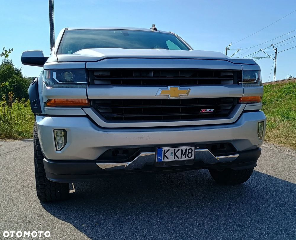 Chevrolet Silverado - 4