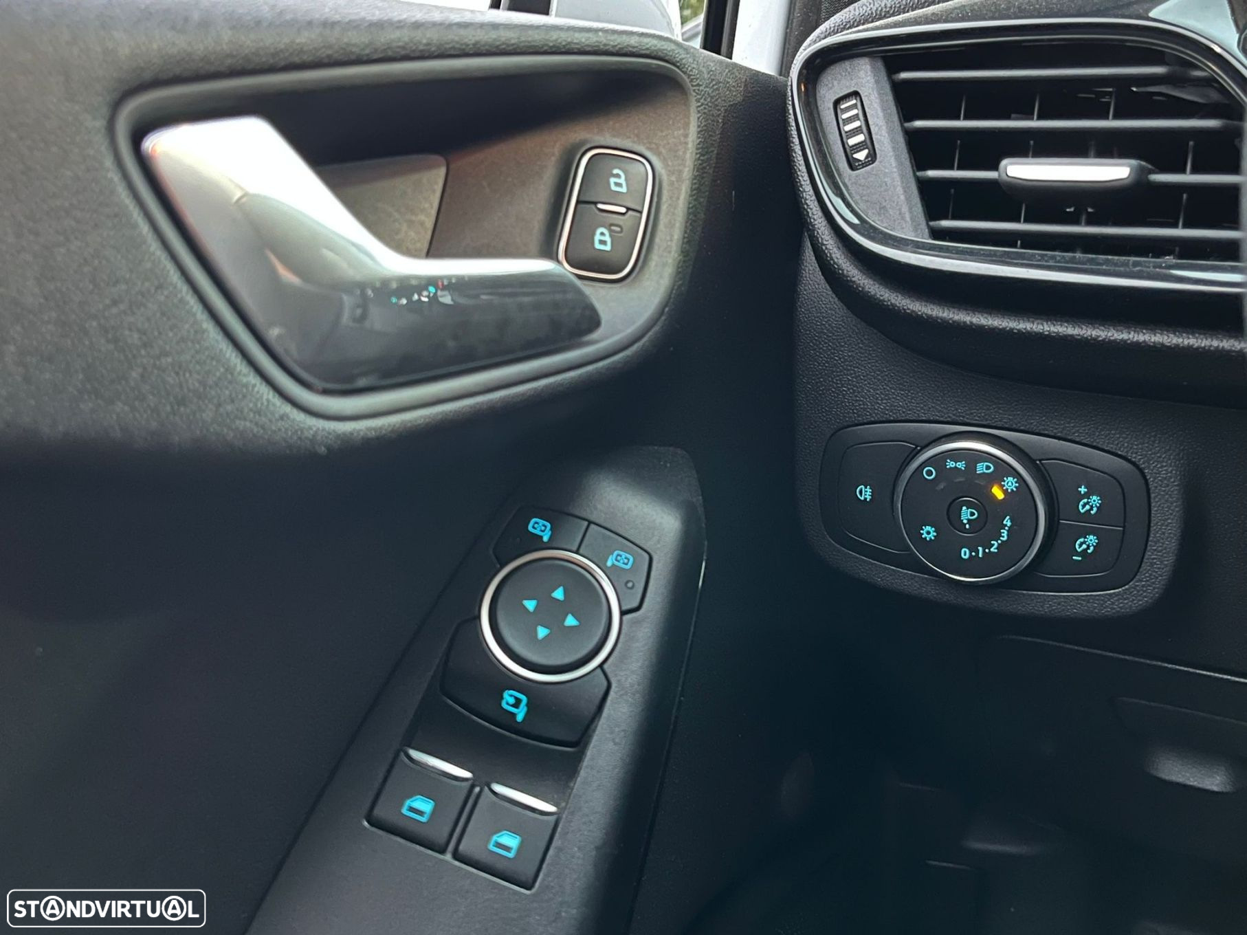 Ford Fiesta - 14